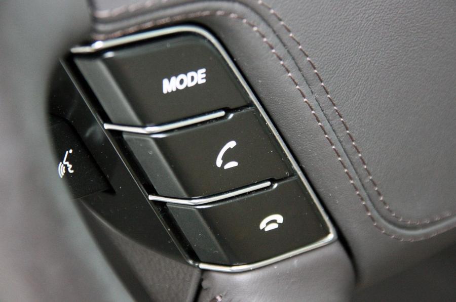  Hyundai Equus Ultimate 2011 года  (фото 37 из 119)
